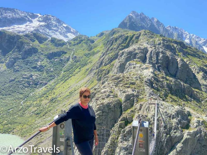 HIKING TO TRIFT BRIDGE IN SWITZERLAND - Arzo Travels