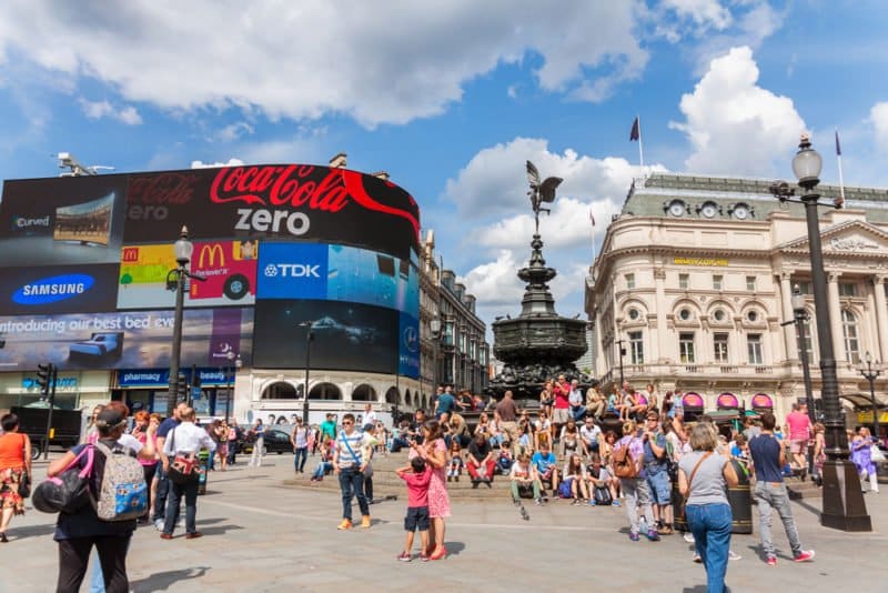 Empty Piccadilly Circus @shutterstock