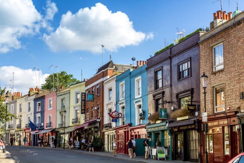 The colorful houses of Notting Hill @shutterstock