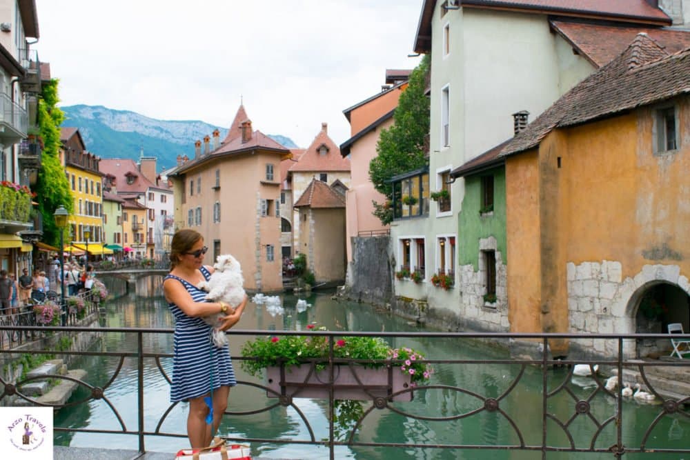 Discovering Annecy with Puppygak