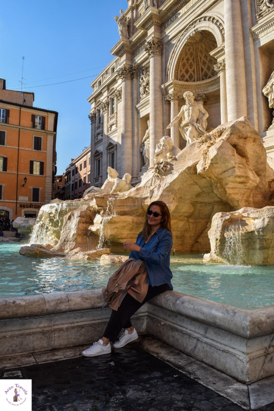 Come early to Trevi Fountain in Rome