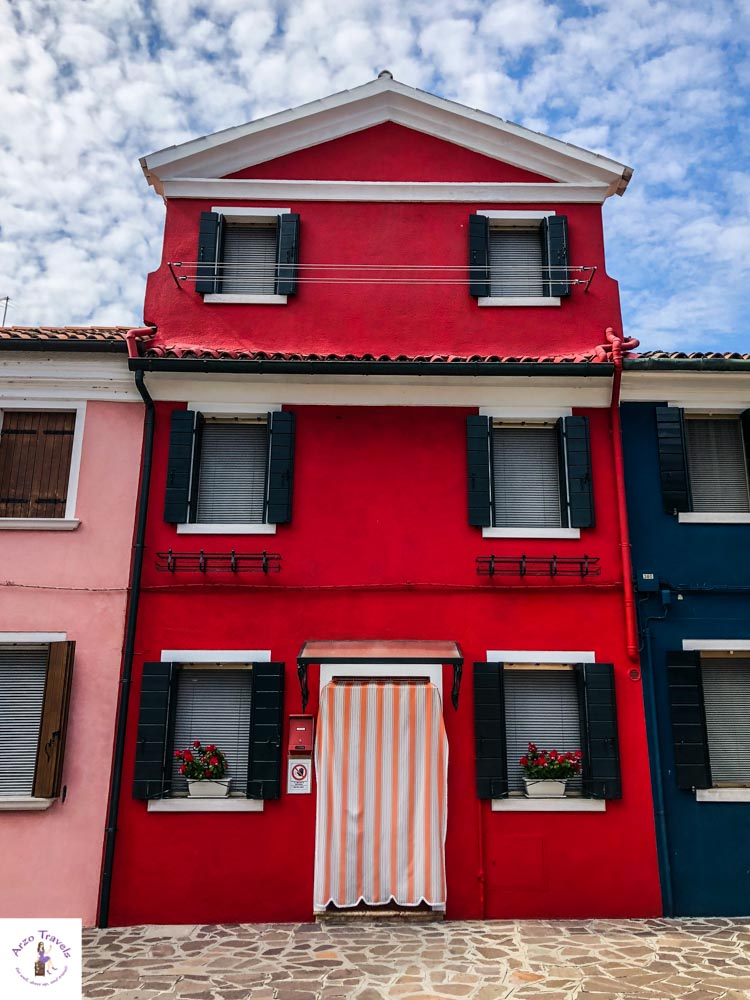 Die schönsten Häuser in Burano, Italien