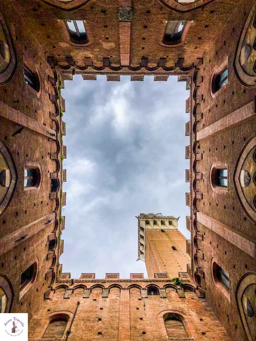 Sienna tower, looking up