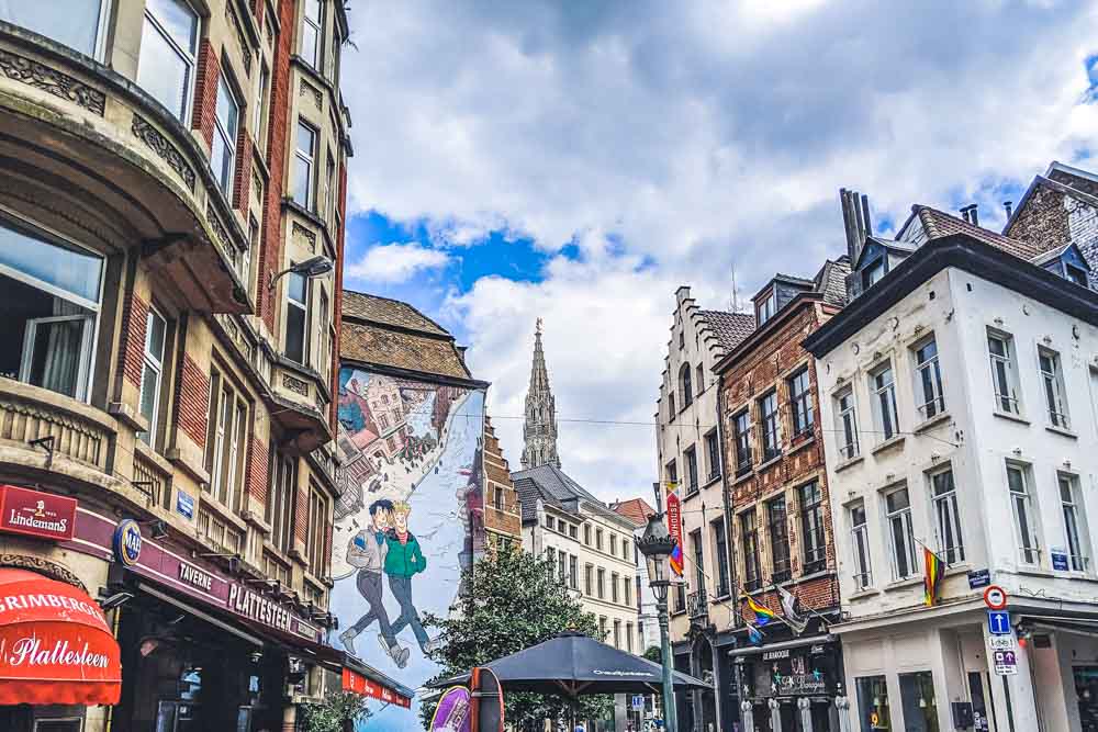 Mural walk in Brussel for any itinerary