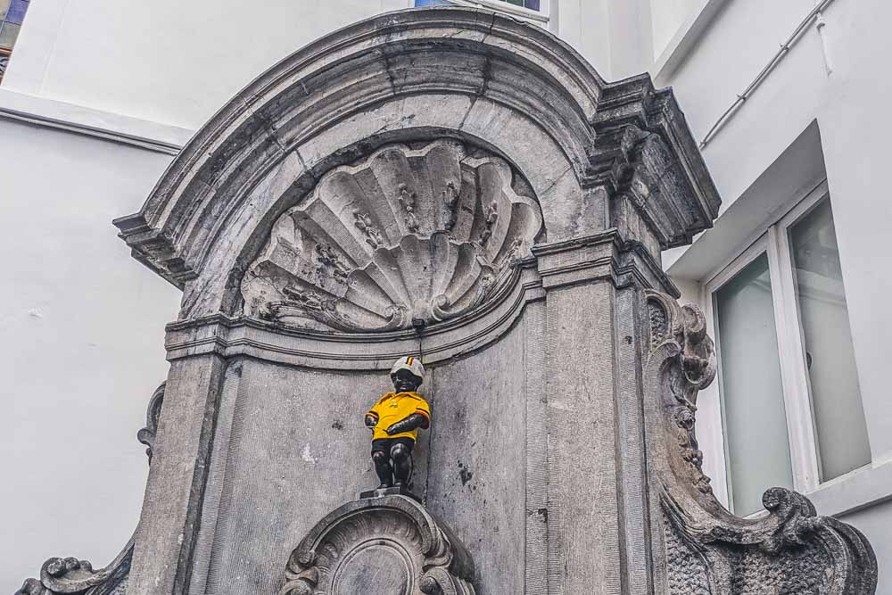 manneken pis seeing him is one of the best things to do in Brussels in 2 day
