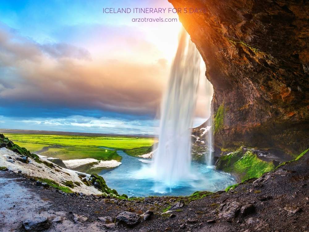 Iceland itinerary summer and winter, Arzo Travels