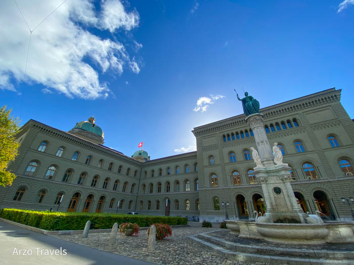 Political buildings in Bern in one day
