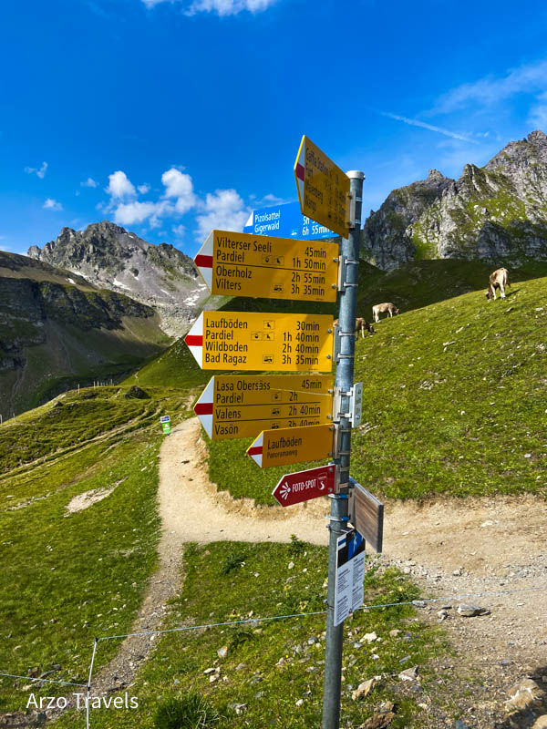Signs at Pizolhütte