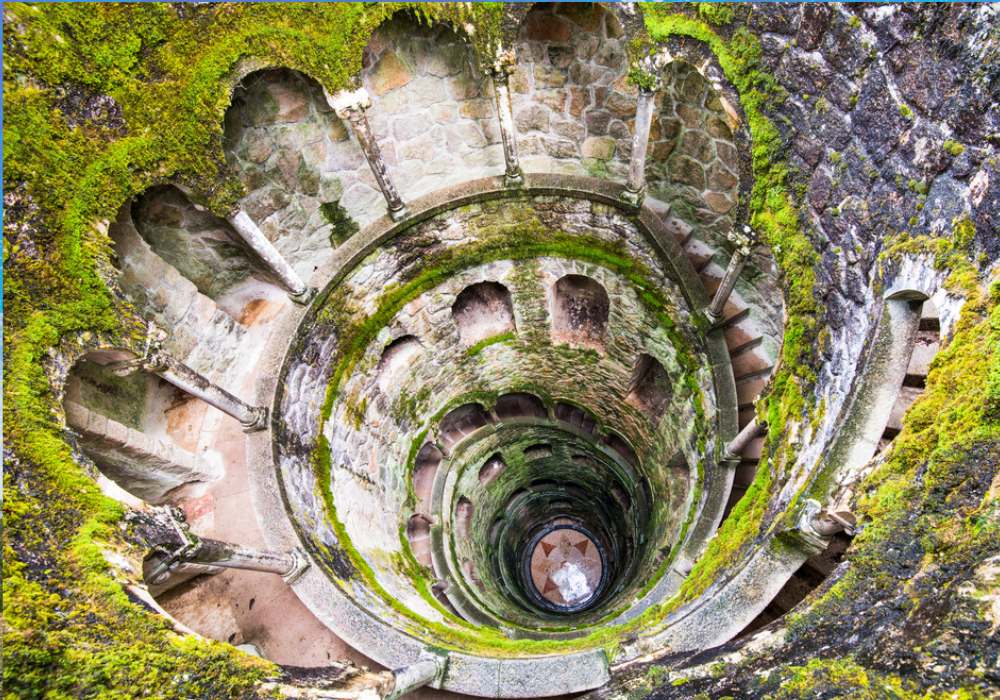 Sintra place to see in 5 days in Portugal, Arzo TravelsSintra place to see in 5 days in Portugal, Arzo Travels