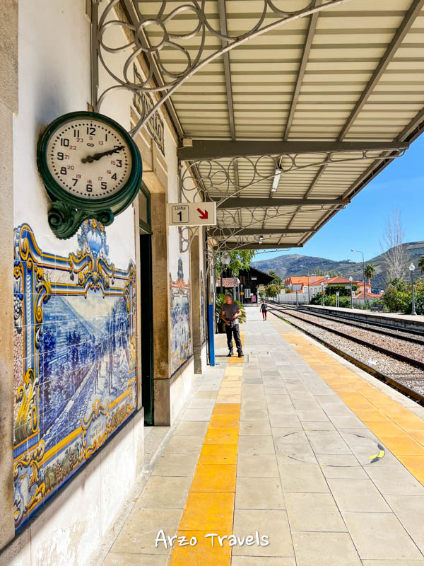 Pinhão - Train station in Doumo Valley